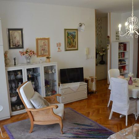 Apartments Sunce Макарска Екстериор снимка