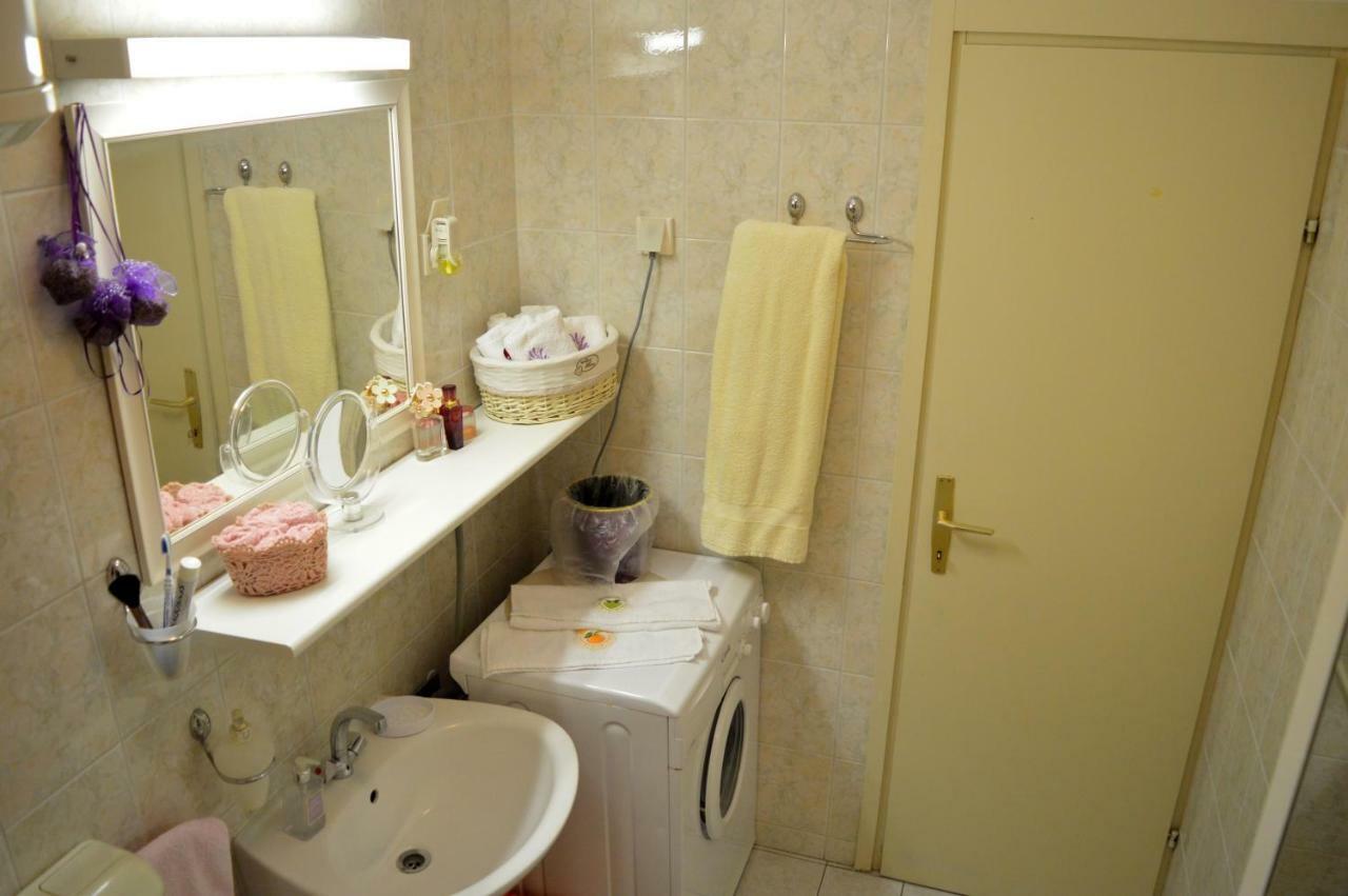 Apartments Sunce Макарска Екстериор снимка